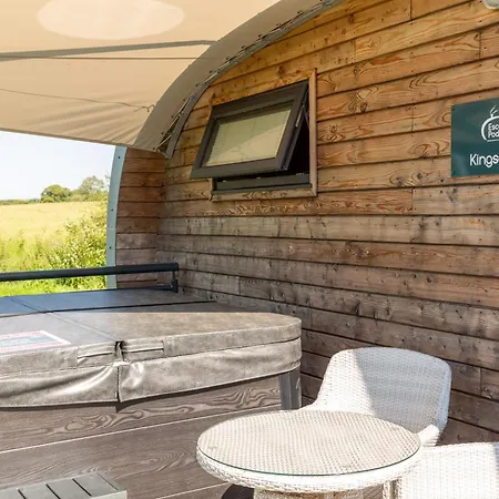 Apartment Kingsdale Luxury Pod With Hot Tub At Fell View Park