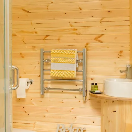 Kingsdale Luxury Pod With Hot Tub At Fell View Park *