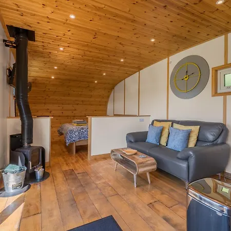 Kingsdale Luxury Pod With Hot Tub At Fell View Park